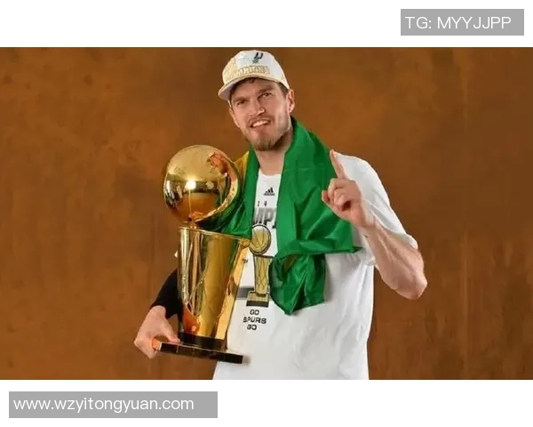 科尔称斯普利特能进NBA因其天赋突出并受优秀教练指导 科尔称斯普利特能进NBA因其天赋突出并受优秀教练指导