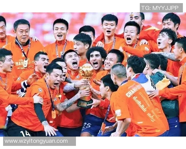 山东泰山今日阵容曝光 为冲击胜利全力以赴加油助威 山东泰山今日阵容曝光 为冲击胜利全力以赴加油助威